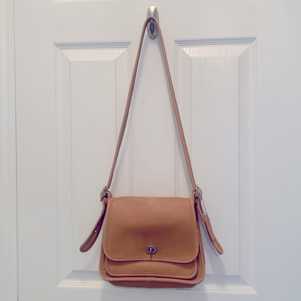 Vintage Coach Rambler - camel colored